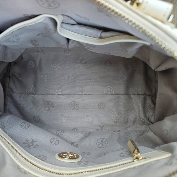 TORY BURCH Robinson Perforated Middy Satchel with COA - Picture 9 of 14